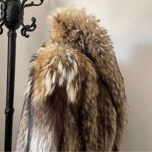 ♥️Luxurious Japanese Tanuki Fur Stroller Coat Vintage 1980s - Picture 5 of 16